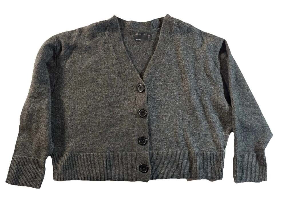 ASOS DESIGN Dark Gray V-Neck Ribbed Knit Button Cardigan Sweater Size 8